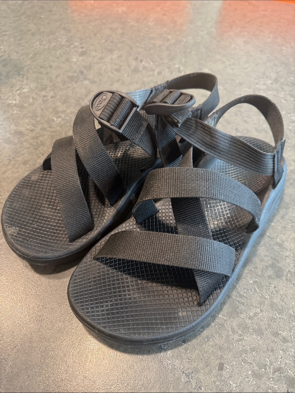Men’s Z/1 Adjustable Strap Black Chacos